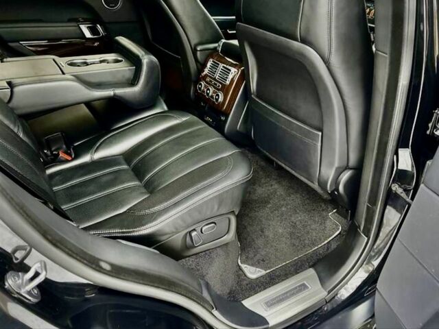 Черный Ленд Ровер Рендж Ровер, объемом двигателя 5 л и пробегом 220 тыс. км за 31200 $, фото 13 на Automoto.ua