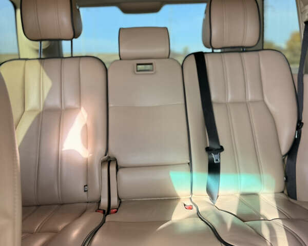 Чорний Ленд Ровер Рендж Ровер, об'ємом двигуна 5 л та пробігом 177 тис. км за 22500 $, фото 6 на Automoto.ua