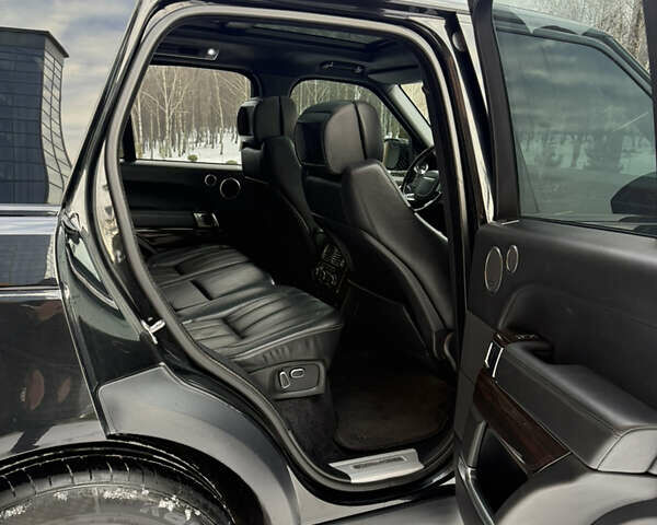 Черный Ленд Ровер Рендж Ровер, объемом двигателя 4.4 л и пробегом 218 тыс. км за 29000 $, фото 35 на Automoto.ua