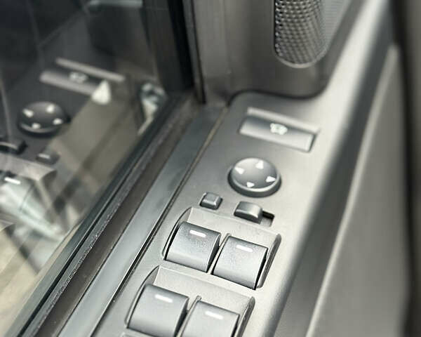 Чорний Ленд Ровер Рендж Ровер, об'ємом двигуна 4.37 л та пробігом 150 тис. км за 26000 $, фото 23 на Automoto.ua