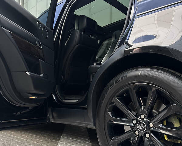 Черный Ленд Ровер Рендж Ровер, объемом двигателя 4.4 л и пробегом 218 тыс. км за 36000 $, фото 59 на Automoto.ua