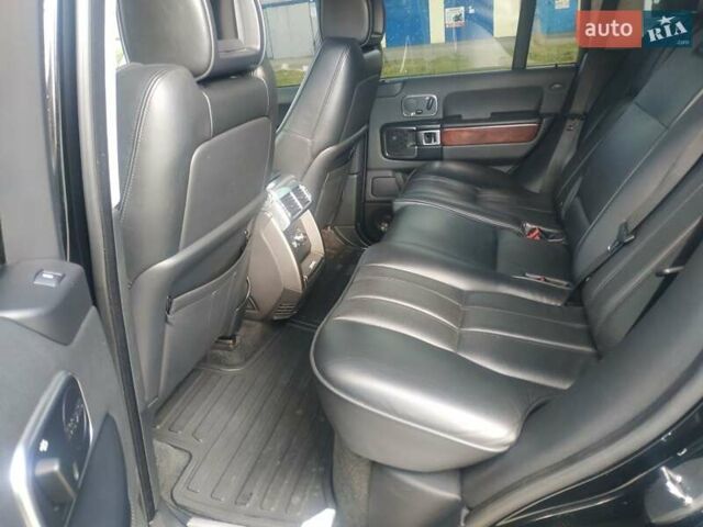 Черный Ленд Ровер Рендж Ровер, объемом двигателя 5 л и пробегом 212 тыс. км за 23000 $, фото 58 на Automoto.ua