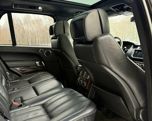 Черный Ленд Ровер Рендж Ровер, объемом двигателя 4.4 л и пробегом 218 тыс. км за 29000 $, фото 33 на Automoto.ua