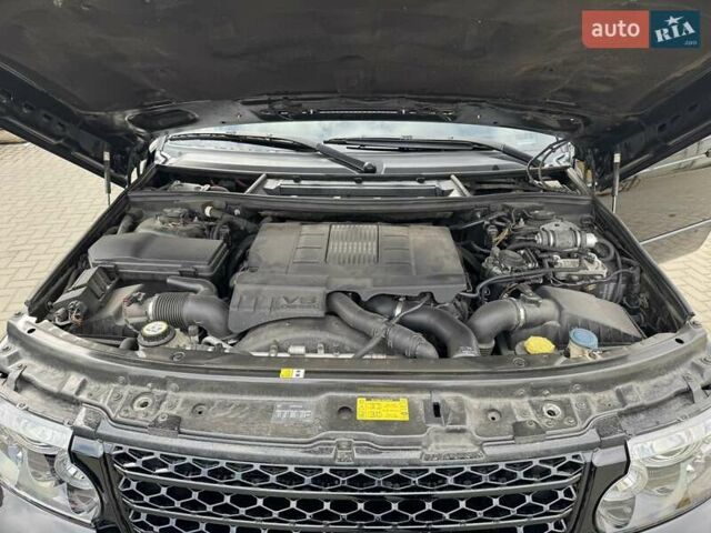 Чорний Ленд Ровер Рендж Ровер, об'ємом двигуна 4.37 л та пробігом 235 тис. км за 19500 $, фото 23 на Automoto.ua