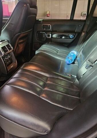 Черный Ленд Ровер Рендж Ровер, объемом двигателя 4.37 л и пробегом 282 тыс. км за 21777 $, фото 22 на Automoto.ua