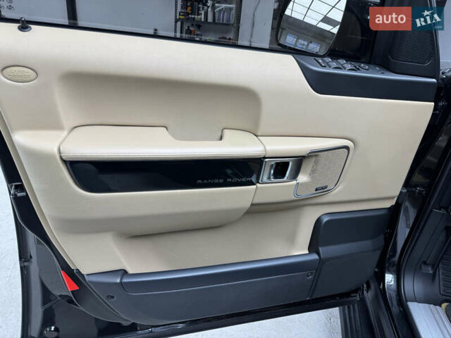 Черный Ленд Ровер Рендж Ровер, объемом двигателя 5 л и пробегом 82 тыс. км за 25500 $, фото 22 на Automoto.ua