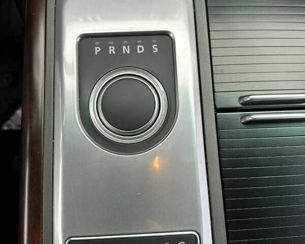 Черный Ленд Ровер Рендж Ровер, объемом двигателя 4.37 л и пробегом 270 тыс. км за 19500 $, фото 32 на Automoto.ua