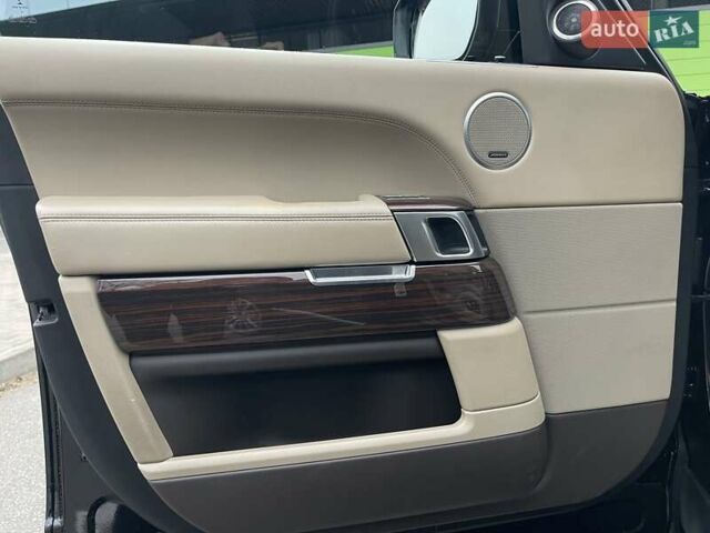 Черный Ленд Ровер Рендж Ровер, объемом двигателя 4.4 л и пробегом 132 тыс. км за 36900 $, фото 20 на Automoto.ua