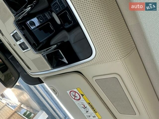 Чорний Ленд Ровер Рендж Ровер, об'ємом двигуна 5 л та пробігом 207 тис. км за 25900 $, фото 28 на Automoto.ua