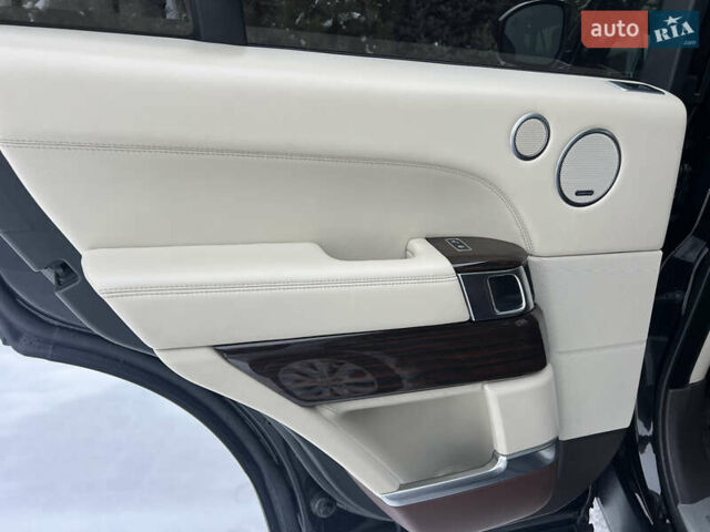 Чорний Ленд Ровер Рендж Ровер, об'ємом двигуна 5 л та пробігом 139 тис. км за 24900 $, фото 24 на Automoto.ua