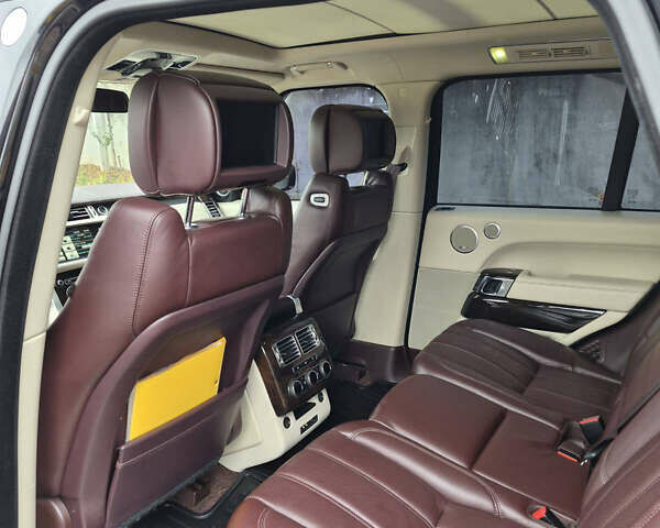 Чорний Ленд Ровер Рендж Ровер, об'ємом двигуна 5 л та пробігом 179 тис. км за 30000 $, фото 6 на Automoto.ua