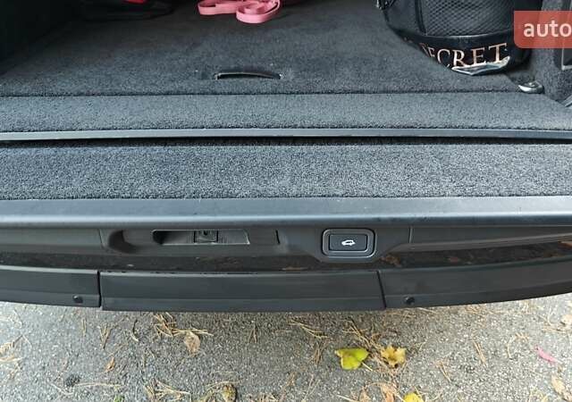 Черный Ленд Ровер Рендж Ровер, объемом двигателя 5 л и пробегом 137 тыс. км за 32000 $, фото 38 на Automoto.ua