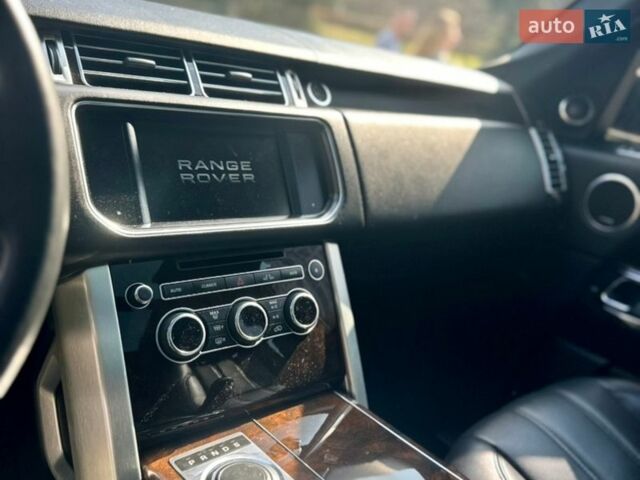 Чорний Ленд Ровер Рендж Ровер, об'ємом двигуна 4.37 л та пробігом 166 тис. км за 33900 $, фото 6 на Automoto.ua