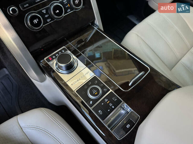 Ленд Ровер Рендж Ровер 2013 в Одессе на Automoto.ua Черный Ленд Ровер Рендж Ровер, объемом двигателя 4.4 л и пробегом 109 тыс. км за 44000 $, фото 23 на Automoto.ua