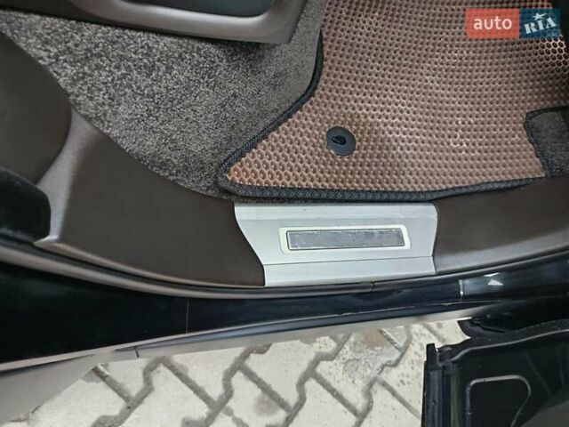 Чорний Ленд Ровер Рендж Ровер, об'ємом двигуна 4.37 л та пробігом 214 тис. км за 34500 $, фото 13 на Automoto.ua