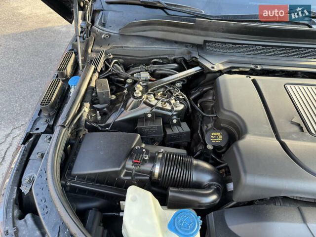 Чорний Ленд Ровер Рендж Ровер, об'ємом двигуна 4.4 л та пробігом 185 тис. км за 32500 $, фото 32 на Automoto.ua