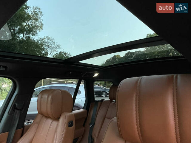 Чорний Ленд Ровер Рендж Ровер, об'ємом двигуна 5 л та пробігом 125 тис. км за 41000 $, фото 78 на Automoto.ua