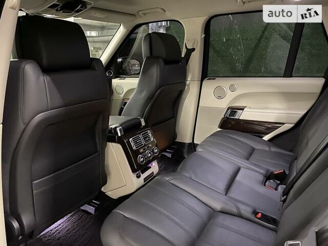 Черный Ленд Ровер Рендж Ровер, объемом двигателя 3 л и пробегом 220 тыс. км за 29900 $, фото 71 на Automoto.ua