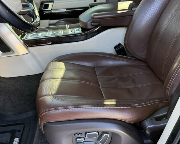 Черный Ленд Ровер Рендж Ровер, объемом двигателя 5 л и пробегом 102 тыс. км за 33500 $, фото 15 на Automoto.ua