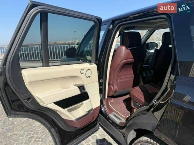 Чорний Ленд Ровер Рендж Ровер, об'ємом двигуна 2.99 л та пробігом 170 тис. км за 37000 $, фото 48 на Automoto.ua