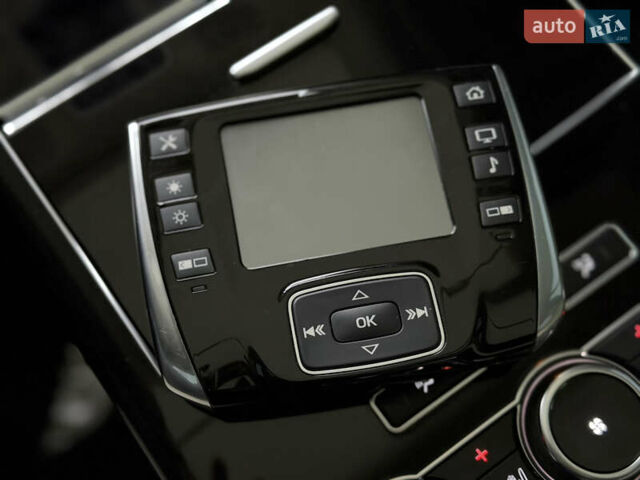 Чорний Ленд Ровер Рендж Ровер, об'ємом двигуна 5 л та пробігом 120 тис. км за 36500 $, фото 47 на Automoto.ua