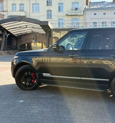 Чорний Ленд Ровер Рендж Ровер, об'ємом двигуна 5 л та пробігом 208 тис. км за 28000 $, фото 6 на Automoto.ua