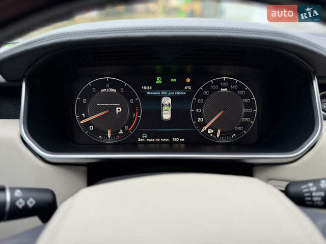 Чорний Ленд Ровер Рендж Ровер, об'ємом двигуна 5 л та пробігом 120 тис. км за 36500 $, фото 37 на Automoto.ua