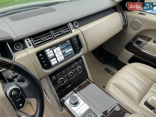 Черный Ленд Ровер Рендж Ровер, объемом двигателя 4.4 л и пробегом 132 тыс. км за 36900 $, фото 24 на Automoto.ua