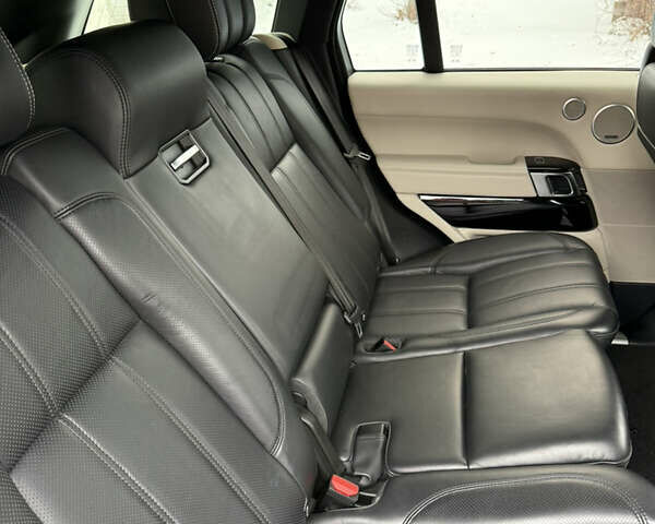 Чорний Ленд Ровер Рендж Ровер, об'ємом двигуна 5 л та пробігом 250 тис. км за 27500 $, фото 8 на Automoto.ua