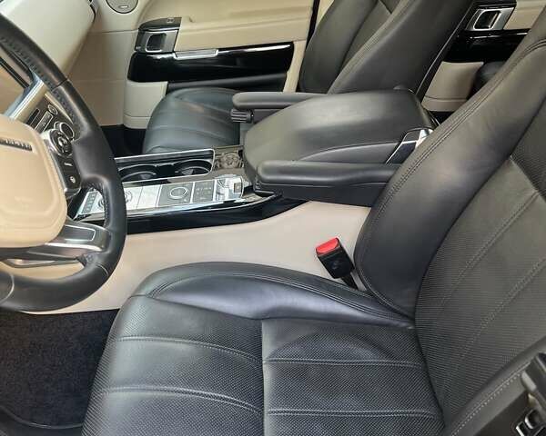 Черный Ленд Ровер Рендж Ровер, объемом двигателя 2.99 л и пробегом 137 тыс. км за 31000 $, фото 16 на Automoto.ua