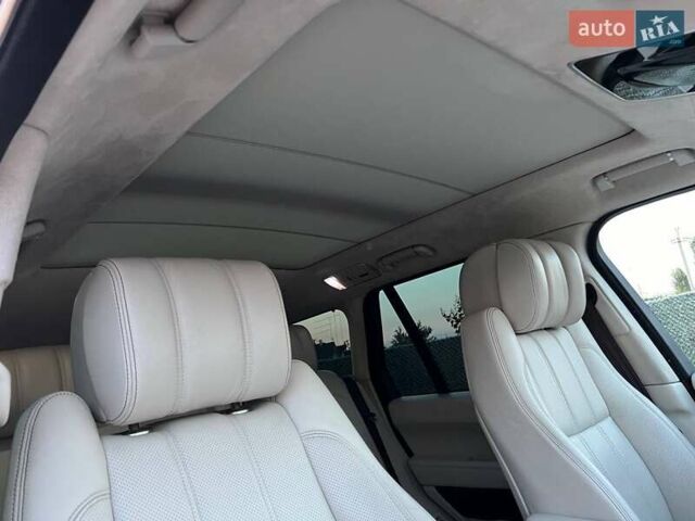 Чорний Ленд Ровер Рендж Ровер, об'ємом двигуна 5 л та пробігом 248 тис. км за 35000 $, фото 19 на Automoto.ua