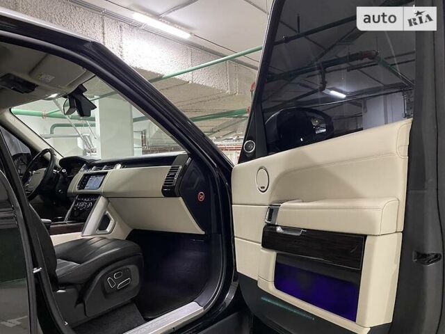 Черный Ленд Ровер Рендж Ровер, объемом двигателя 3 л и пробегом 220 тыс. км за 29900 $, фото 88 на Automoto.ua