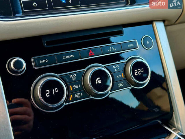 Черный Ленд Ровер Рендж Ровер, объемом двигателя 5 л и пробегом 240 тыс. км за 30900 $, фото 32 на Automoto.ua