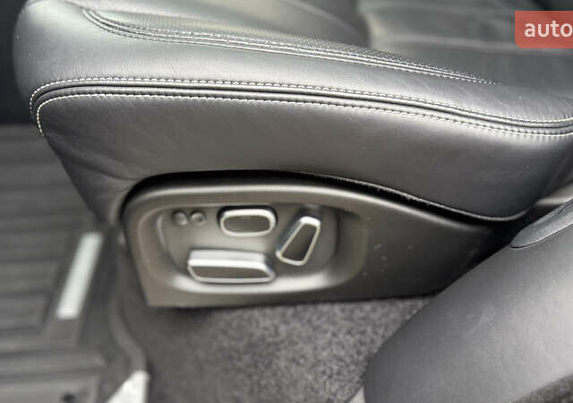 Черный Ленд Ровер Рендж Ровер, объемом двигателя 5 л и пробегом 150 тыс. км за 39800 $, фото 15 на Automoto.ua