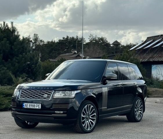 Чорний Ленд Ровер Рендж Ровер, об'ємом двигуна 4.37 л та пробігом 225 тис. км за 34500 $, фото 2 на Automoto.ua