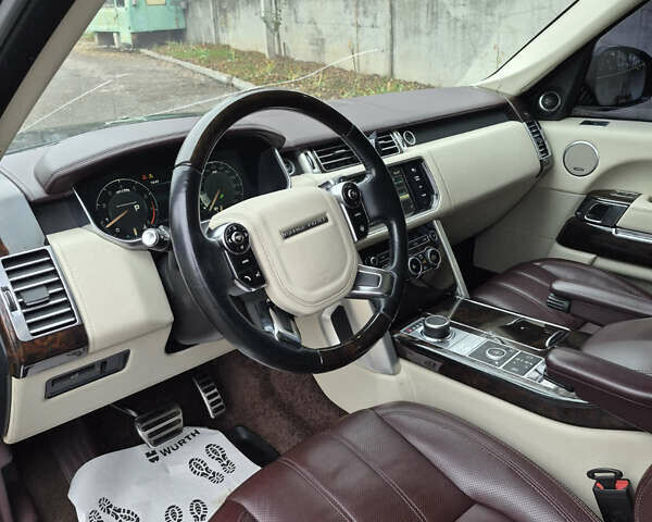 Чорний Ленд Ровер Рендж Ровер, об'ємом двигуна 5 л та пробігом 179 тис. км за 30000 $, фото 5 на Automoto.ua