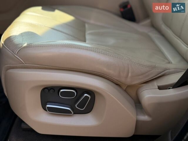 Чорний Ленд Ровер Рендж Ровер, об'ємом двигуна 2.99 л та пробігом 186 тис. км за 29900 $, фото 9 на Automoto.ua