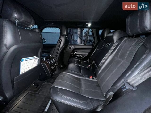 Чорний Ленд Ровер Рендж Ровер, об'ємом двигуна 4.37 л та пробігом 198 тис. км за 34000 $, фото 34 на Automoto.ua