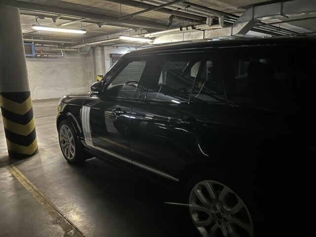 Ленд Ровер Рендж Ровер 2013 у Києві на Automoto.ua Чорний Ленд Ровер Рендж Ровер, об'ємом двигуна 5 л та пробігом 150 тис. км за 32800 $, фото 1 на Automoto.ua