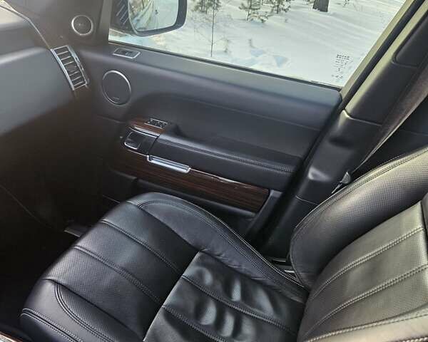 Черный Ленд Ровер Рендж Ровер, объемом двигателя 5 л и пробегом 186 тыс. км за 35000 $, фото 7 на Automoto.ua