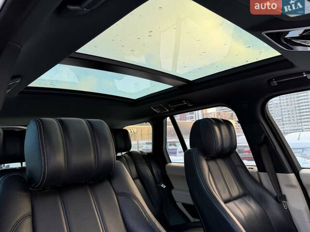 Черный Ленд Ровер Рендж Ровер, объемом двигателя 5 л и пробегом 240 тыс. км за 30900 $, фото 56 на Automoto.ua