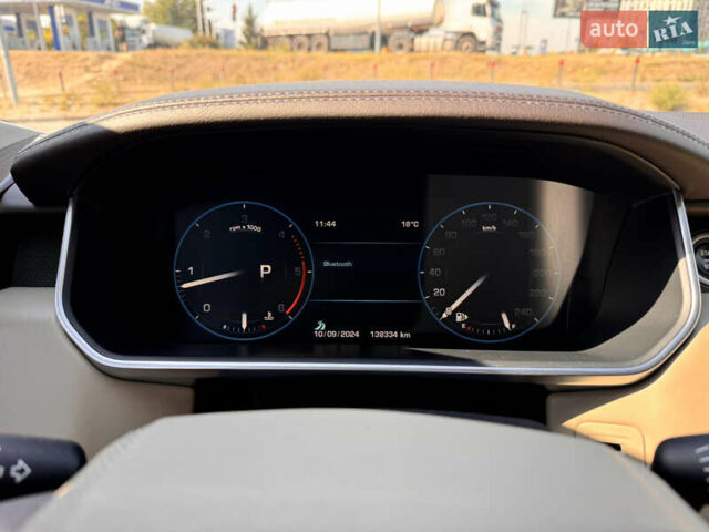 Черный Ленд Ровер Рендж Ровер, объемом двигателя 4.4 л и пробегом 152 тыс. км за 40000 $, фото 7 на Automoto.ua