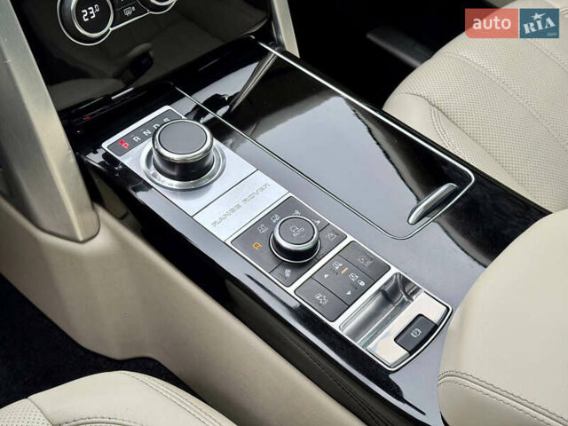 Чорний Ленд Ровер Рендж Ровер, об'ємом двигуна 4.4 л та пробігом 240 тис. км за 29500 $, фото 31 на Automoto.ua