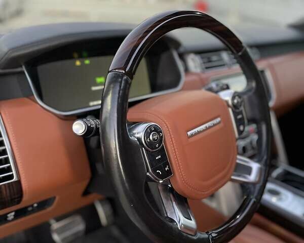 Чорний Ленд Ровер Рендж Ровер, об'ємом двигуна 5 л та пробігом 125 тис. км за 41000 $, фото 35 на Automoto.ua