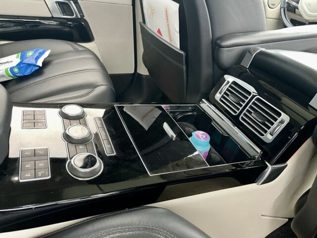 Черный Ленд Ровер Рендж Ровер, объемом двигателя 5 л и пробегом 98 тыс. км за 35000 $, фото 23 на Automoto.ua