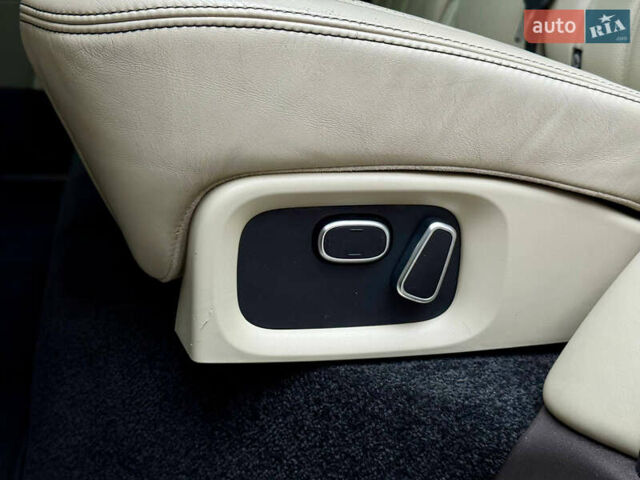 Чорний Ленд Ровер Рендж Ровер, об'ємом двигуна 4.4 л та пробігом 240 тис. км за 29500 $, фото 42 на Automoto.ua