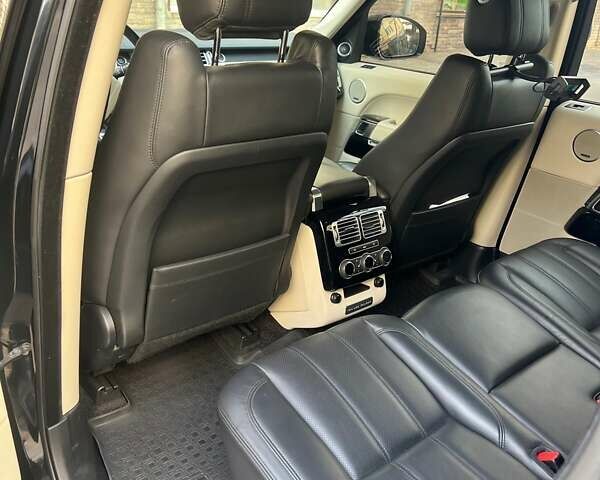 Черный Ленд Ровер Рендж Ровер, объемом двигателя 2.99 л и пробегом 137 тыс. км за 31000 $, фото 21 на Automoto.ua