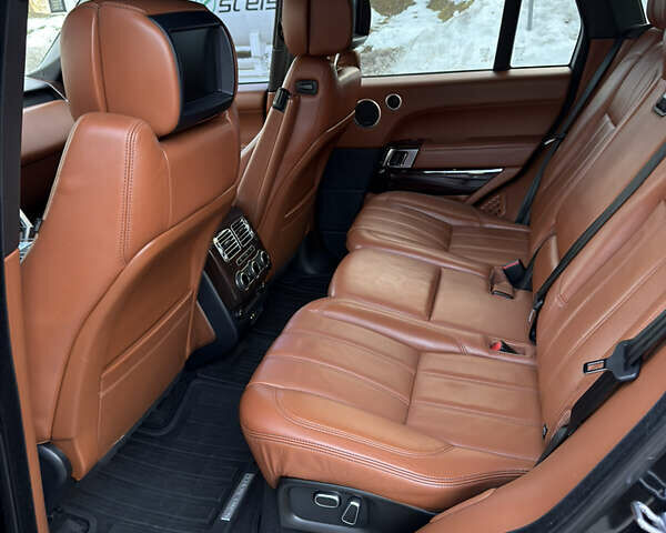 Черный Ленд Ровер Рендж Ровер, объемом двигателя 4.37 л и пробегом 200 тыс. км за 36500 $, фото 18 на Automoto.ua