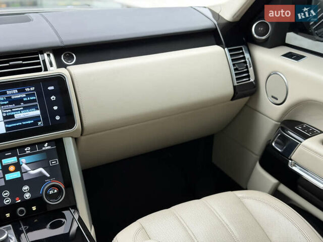 Чорний Ленд Ровер Рендж Ровер, об'ємом двигуна 5 л та пробігом 120 тис. км за 36500 $, фото 31 на Automoto.ua