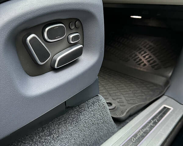 Черный Ленд Ровер Рендж Ровер, объемом двигателя 4.4 л и пробегом 250 тыс. км за 29900 $, фото 17 на Automoto.ua